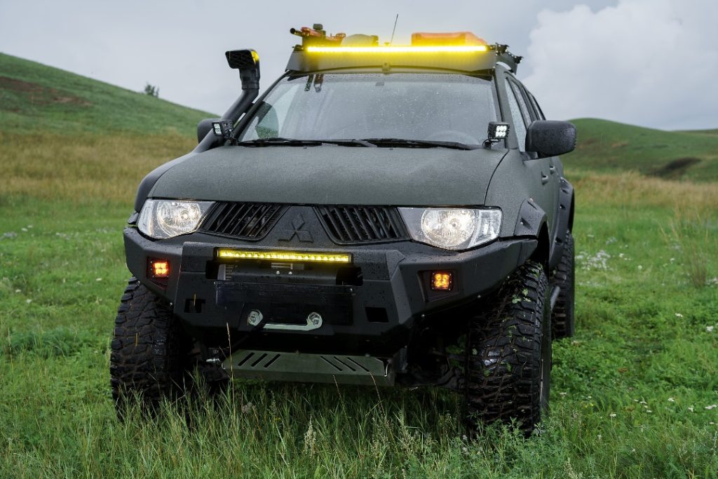 Бампер передний Mitsubishi L200 2006-2015 REVO балка и ПТФ КОМПЛЕКТ 1