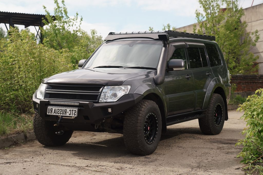 Бампер передний Mitsubishi Pajero 2006+ REVO балка и ПТФ КОМПЛЕКТ 2 Бампер передний Mitsubishi Pajero 2006+ REVO балка и ПТФ КОМПЛЕКТ 2